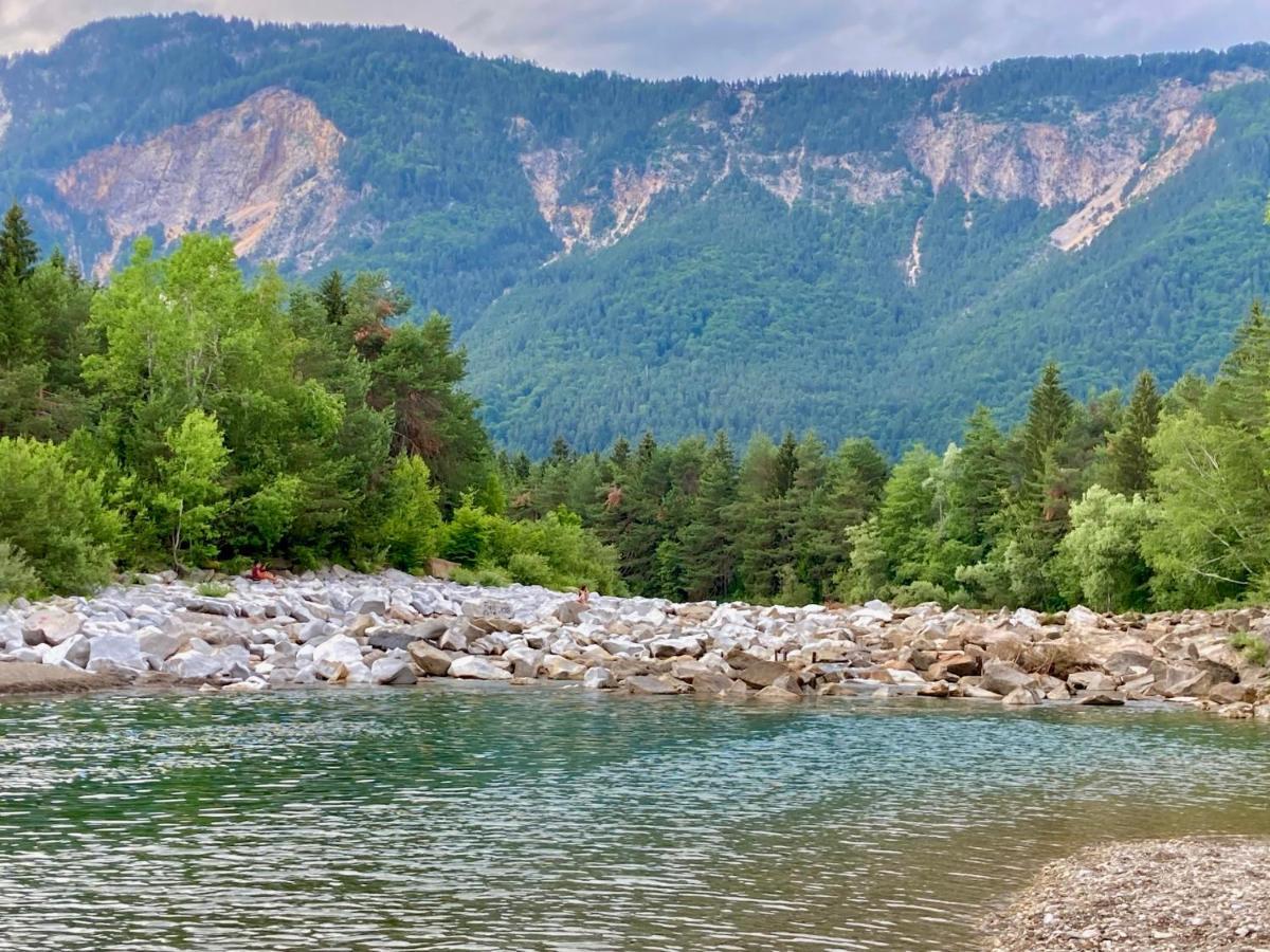 Ferienhaus Auszeit Natur فيلاخ المظهر الخارجي الصورة